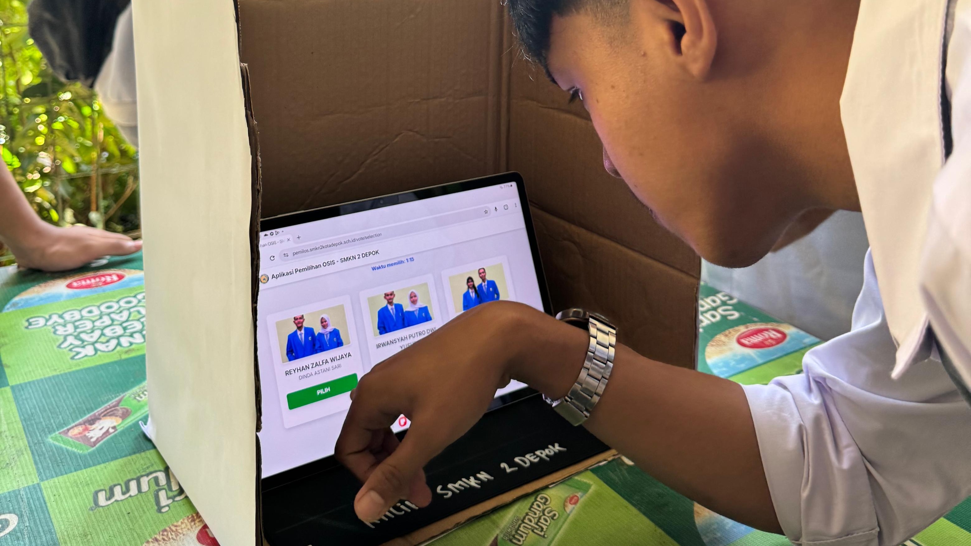 Galeri Aplikasi Pemilihan OSIS Berbasis QR Code